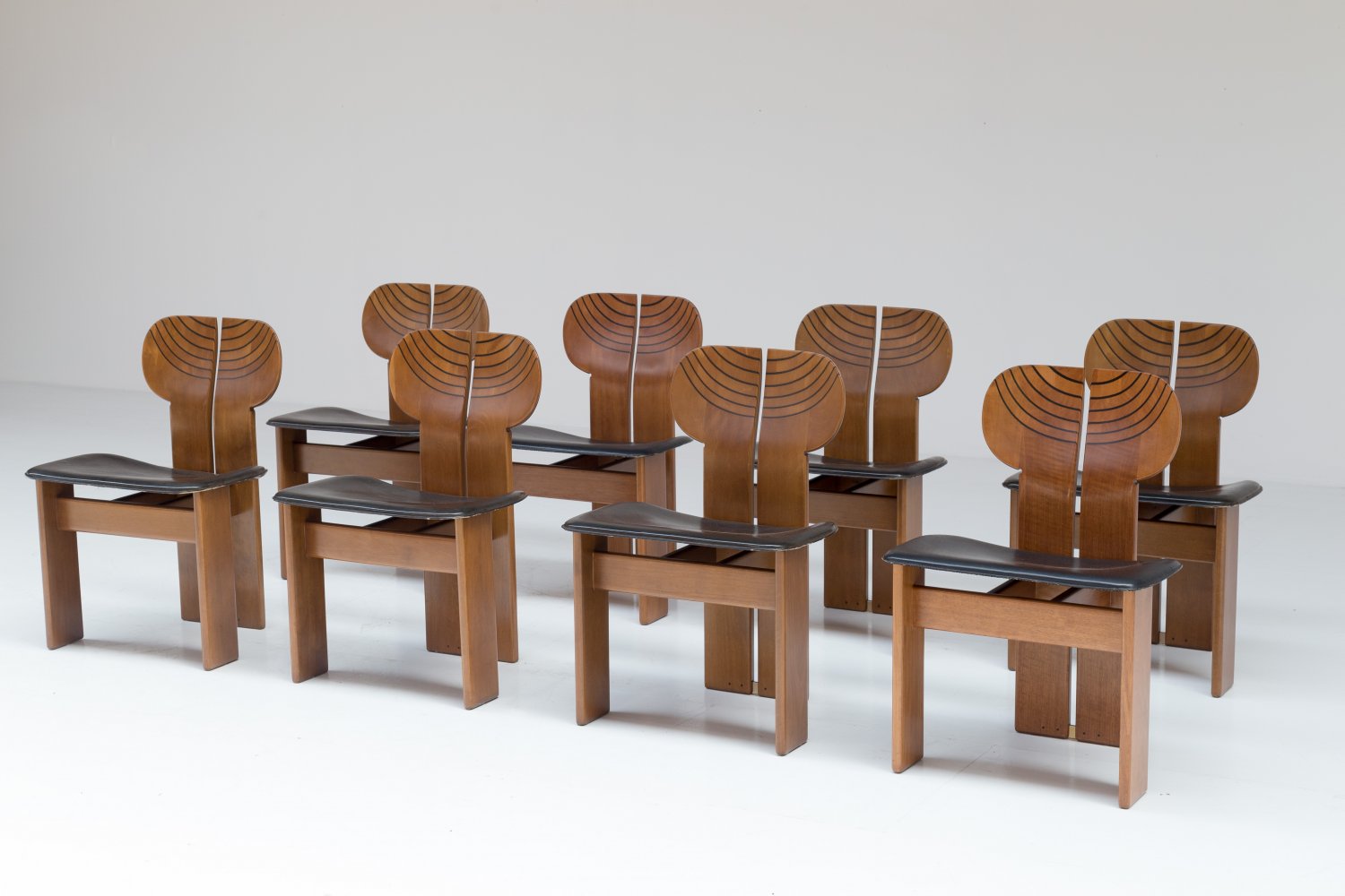 Set of 8 'Africa' chairs for Maxalto