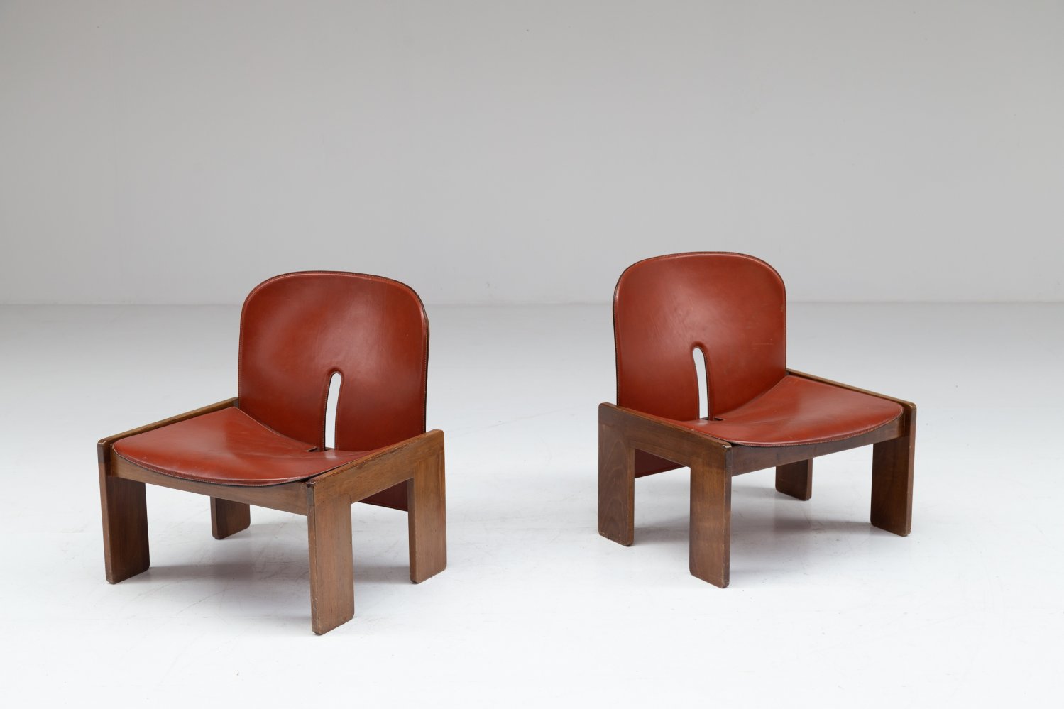 Pair of 925 low chairs by Afra & Tobia Scarpa for Cassina