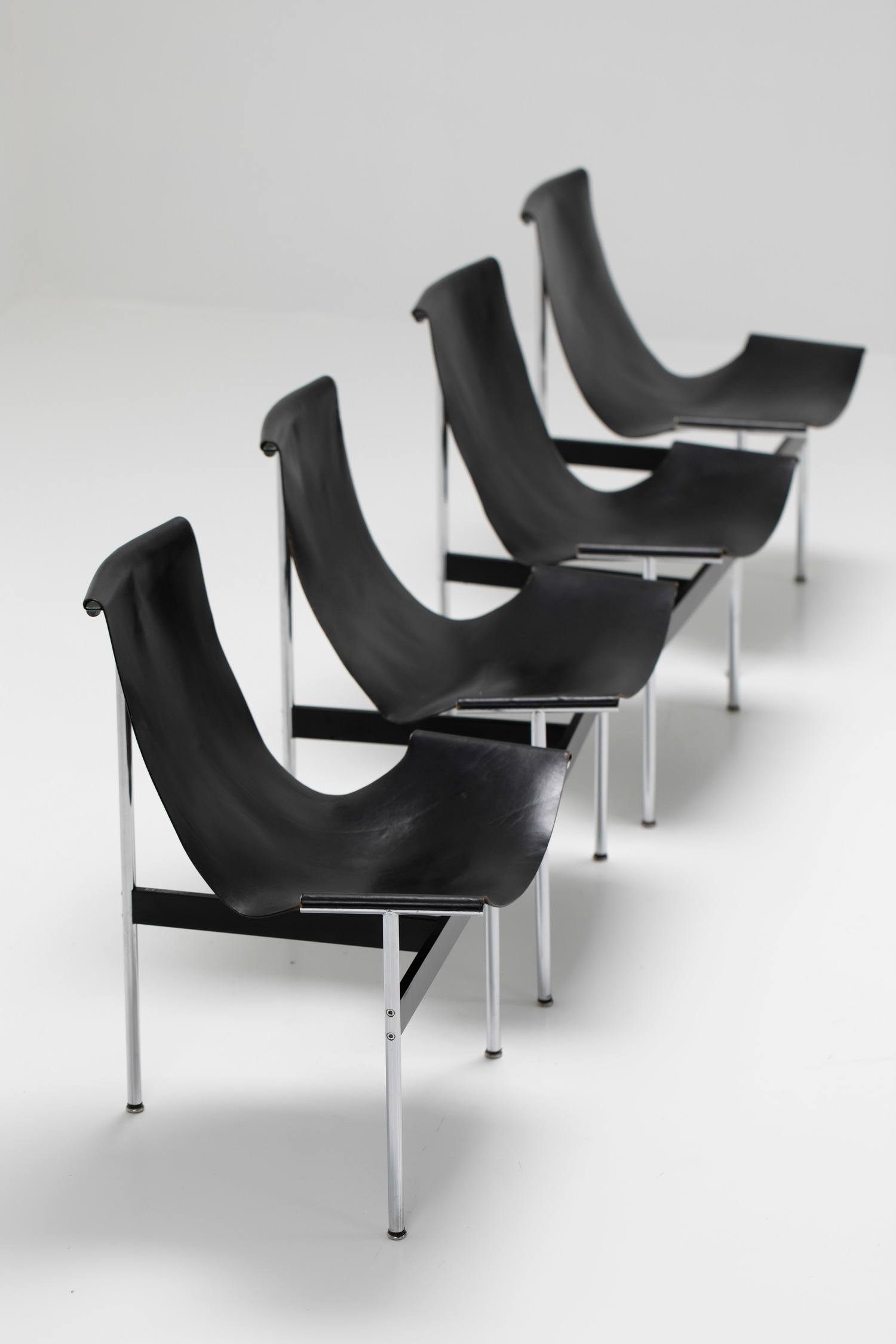 Set of 4 T-chairs by Katavolos and Laverne