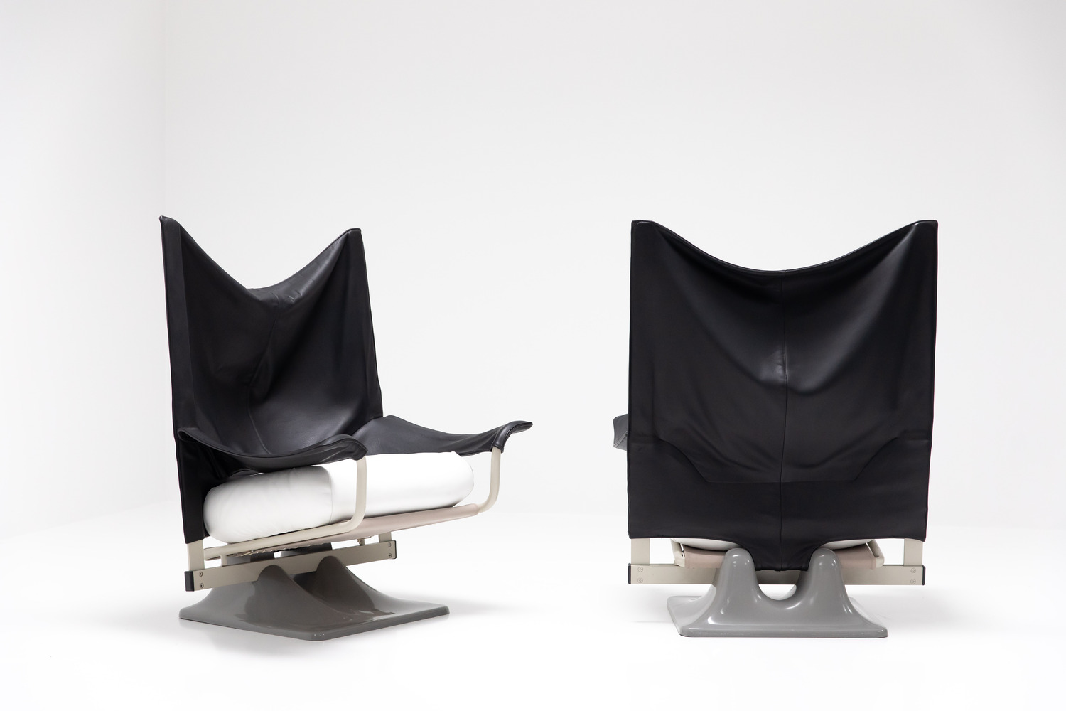 AEO Leather Chairs by Archizoom