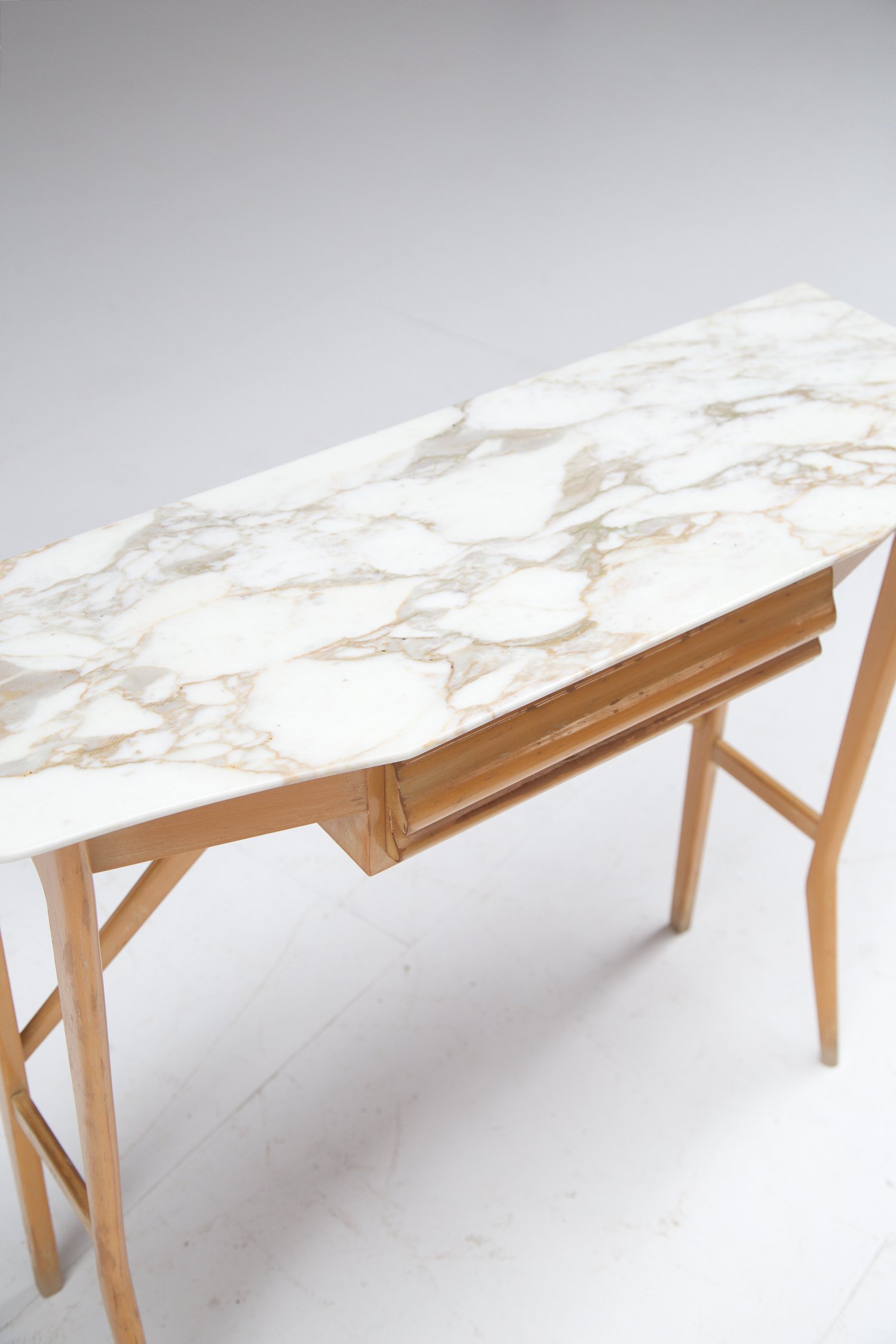 Italian Console in white marble