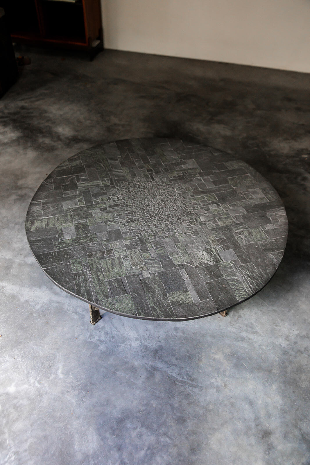 Pia Manu coffee table